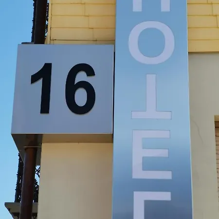 Hotel16 By Messe & Stadion Suisse In Minuten & Late Check-in Schüpfen