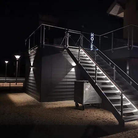 Hotel16 By Messe & Stadion Suisse In Minuten & Late Check-in