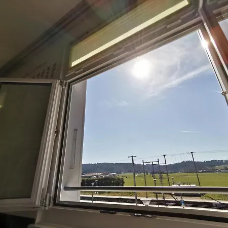 Hotel16 By Messe & Stadion Suisse In Minuten & Late Check-in Hotel Schupfen