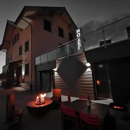 Hotel16 By Messe & Stadion Suisse In Minuten & Late Check-in 호텔 Schüpfen