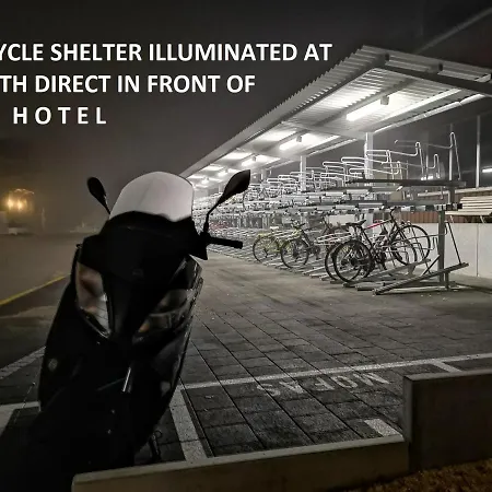 Hotel16 By Messe & Stadion Suisse In Minuten & Late Check-in *