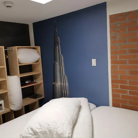 Hotel16 By Messe & Stadion Suisse In Minuten & Late Check-in فندق