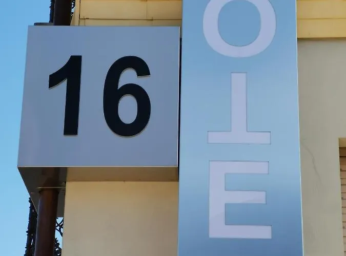 Hotel16 By Messe & Stadion Suisse In Minuten & Late Check-in Schüpfen