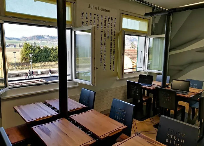 Hotel16 By Messe & Stadion Suisse In Minuten & Late Check-in * Schüpfen