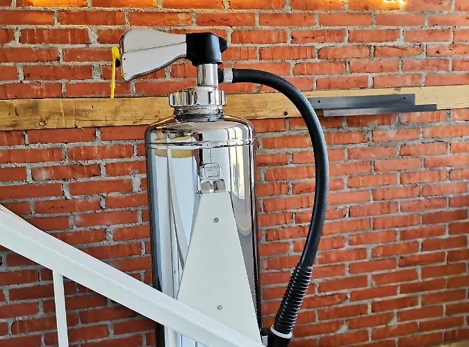 Hotel16 By Messe & Stadion Suisse In Minuten & Late Check-in *